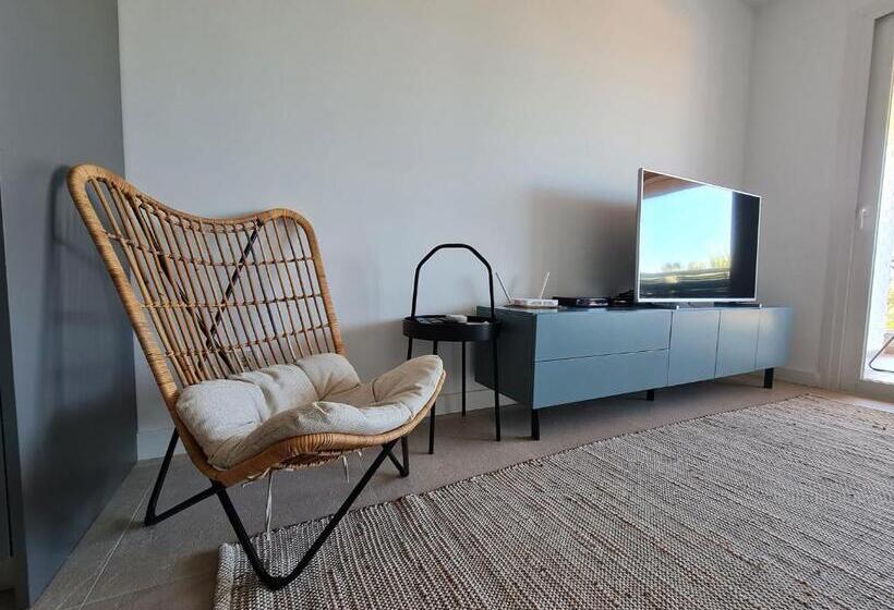 Front Line           Primera Línea           Apartments In Playa Flamenca