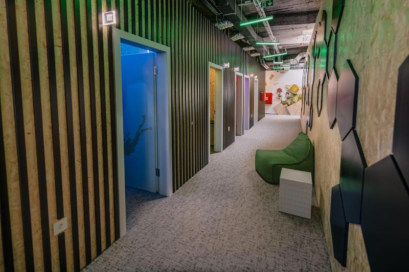 هتل کپسول Ibis Styles Ljubljana The Fuzzy Log