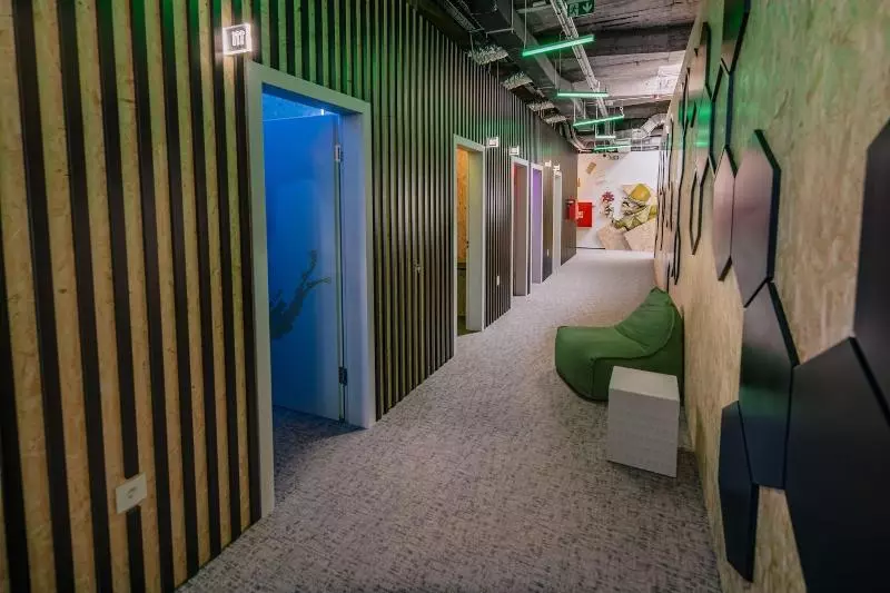 هتل کپسول Ibis Styles Ljubljana The Fuzzy Log