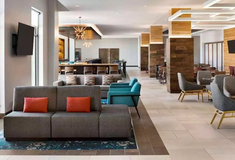 ホテル Hilton Garden Inn Milwaukee Brookfield Conference Center, Wi