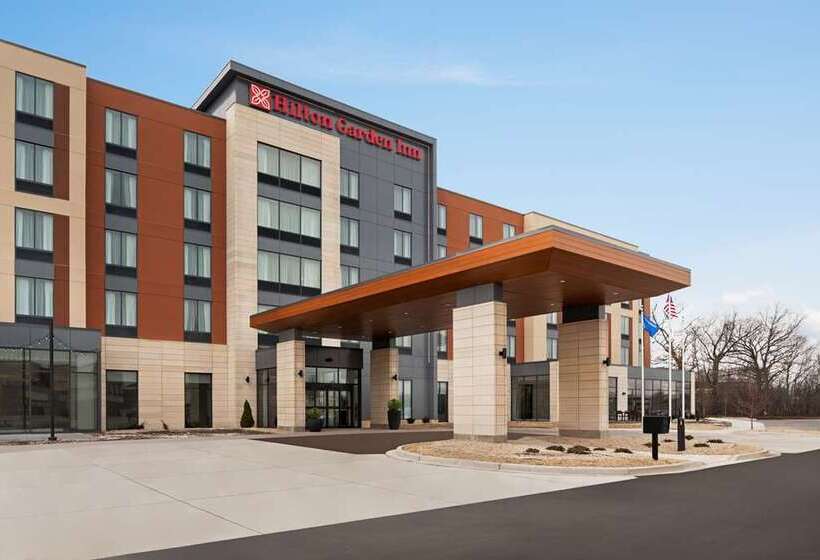 Отель Hilton Garden Inn Milwaukee Brookfield Conference Center, Wi