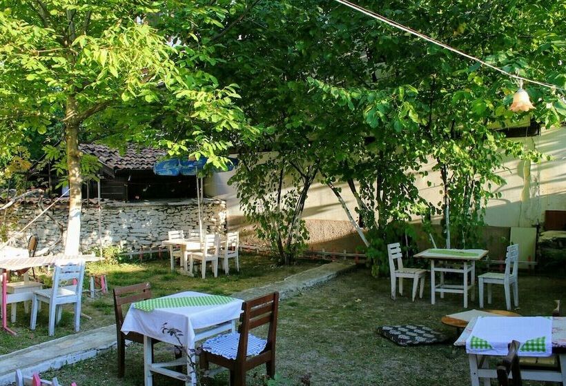 ホテル Mutaflar Konagi