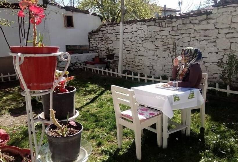 ホテル Mutaflar Konagi