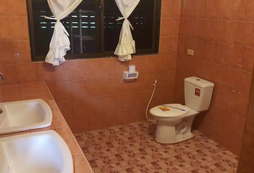 Majatalo Baan Coconut