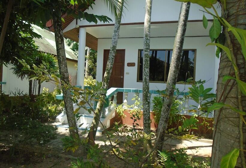 Majatalo Baan Coconut