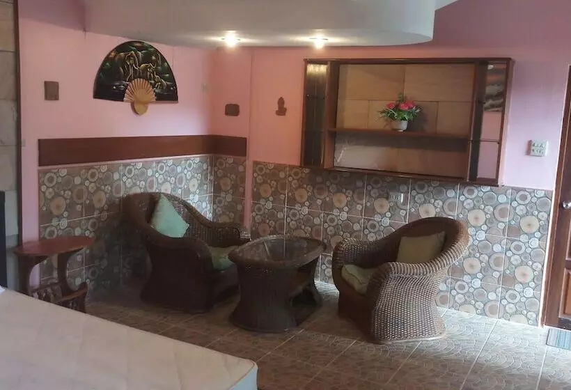 Majatalo Baan Coconut