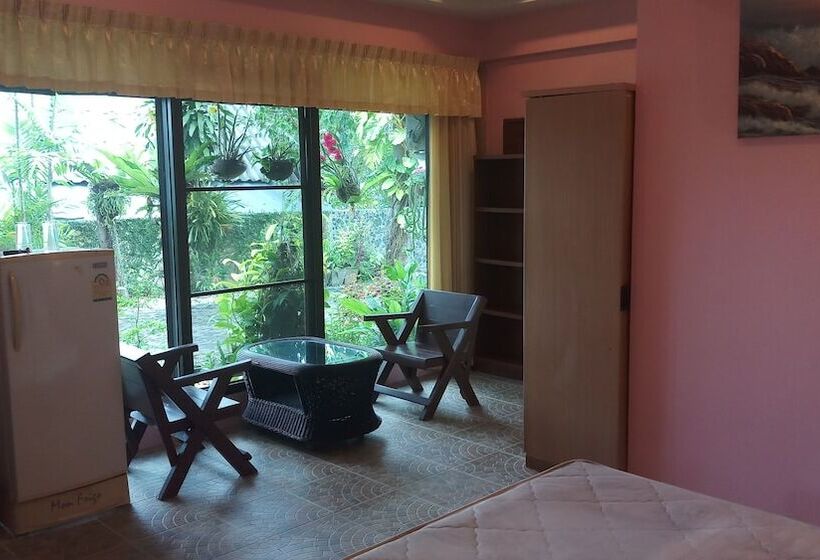 Majatalo Baan Coconut