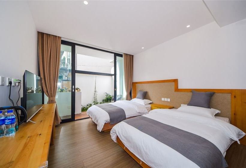 הוסטל Luyunshe Inn