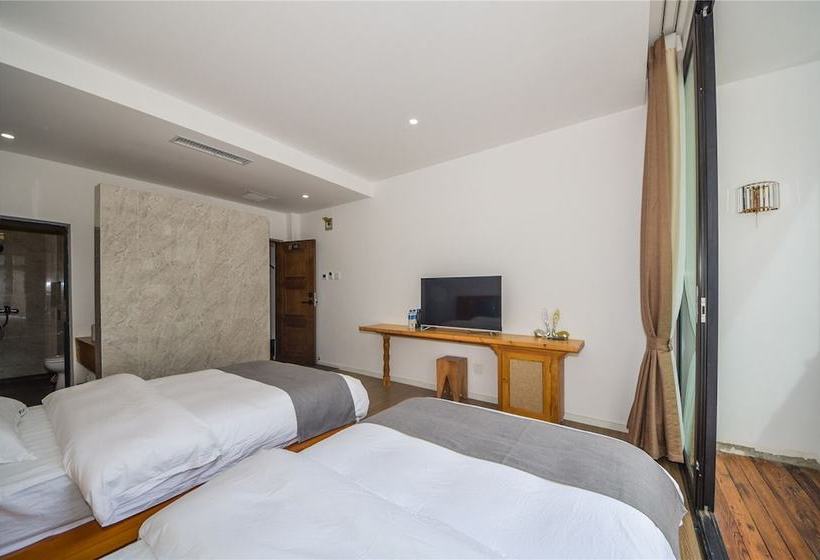 הוסטל Luyunshe Inn