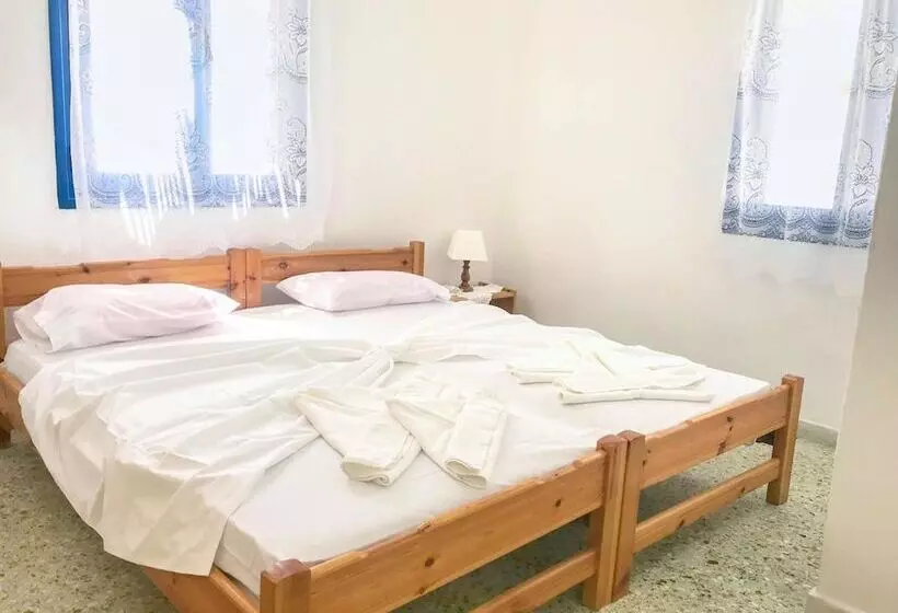 ペンション Katerina Beach Rooms