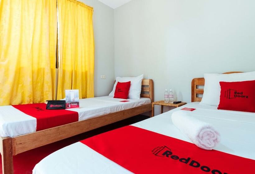 Pension Reddoorz Plus @ Rizal Avenue Palawan