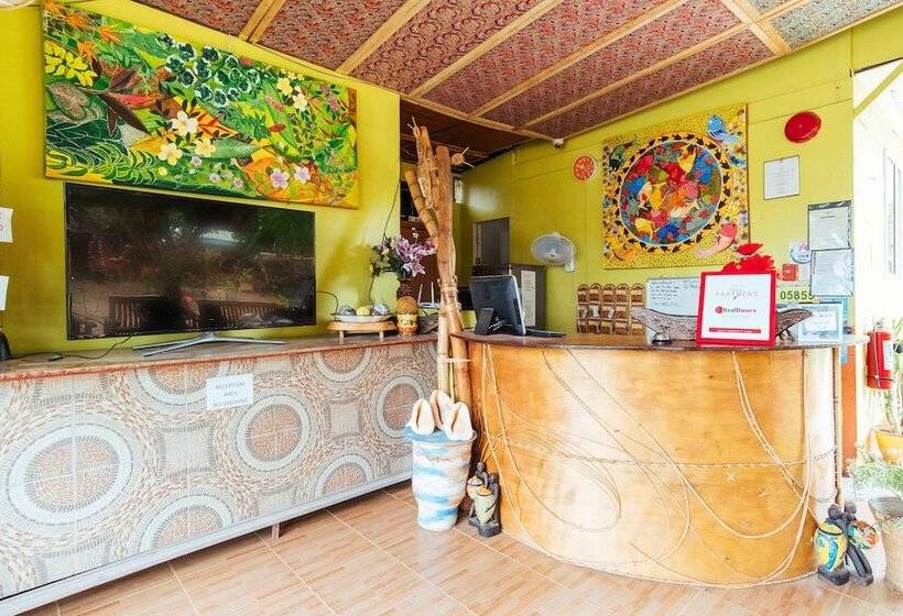 Pension Reddoorz Plus @ Rizal Avenue Palawan