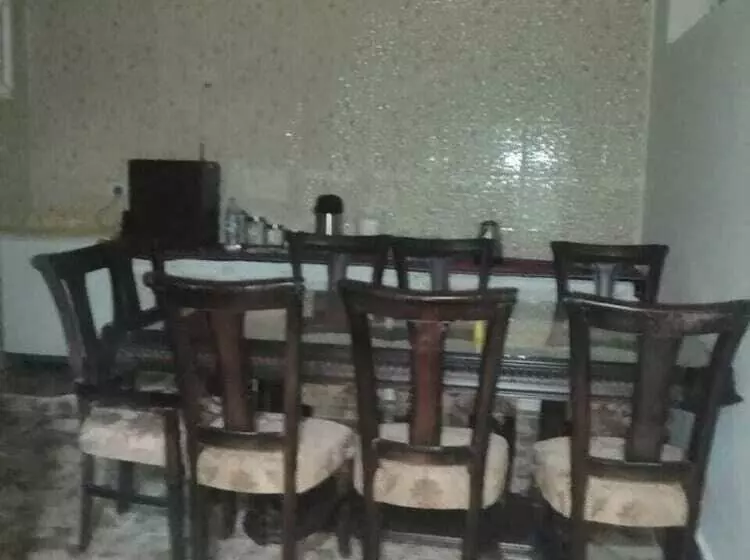 پانسیون Youth Guest House