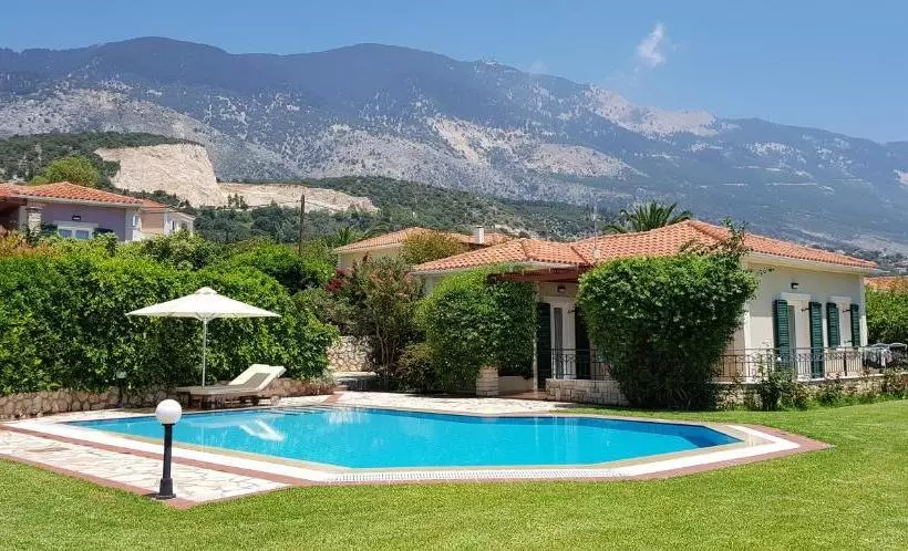Trapezaki Villas