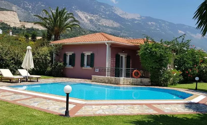 Trapezaki Villas