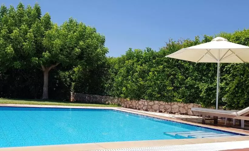 Trapezaki Villas
