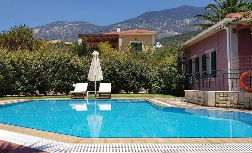Trapezaki Villas