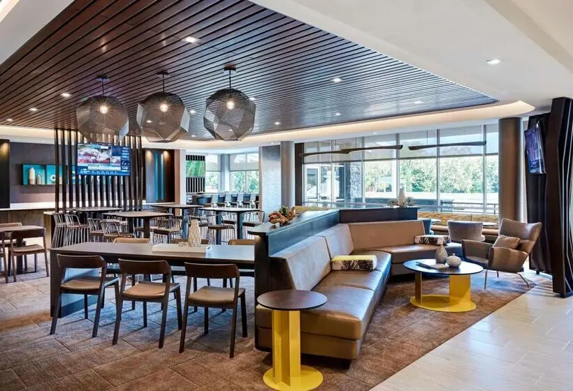 ホテル SpringHill Suites by Marriott Pittsburgh Airport