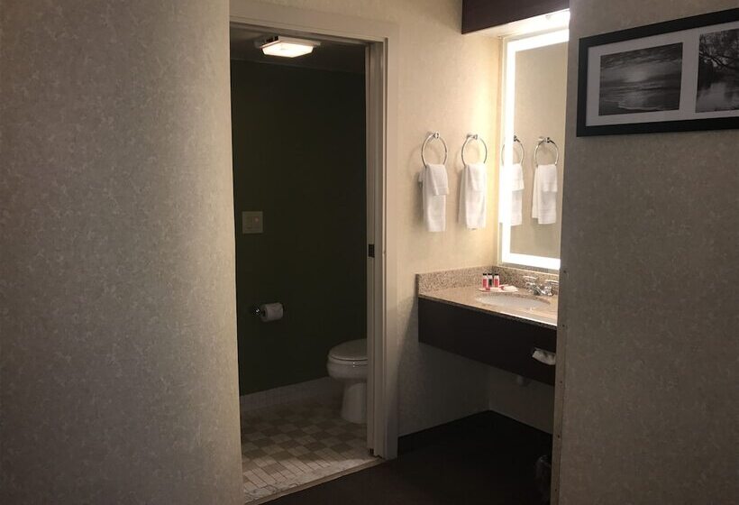 فندق Baymont By Wyndham Flat Rock