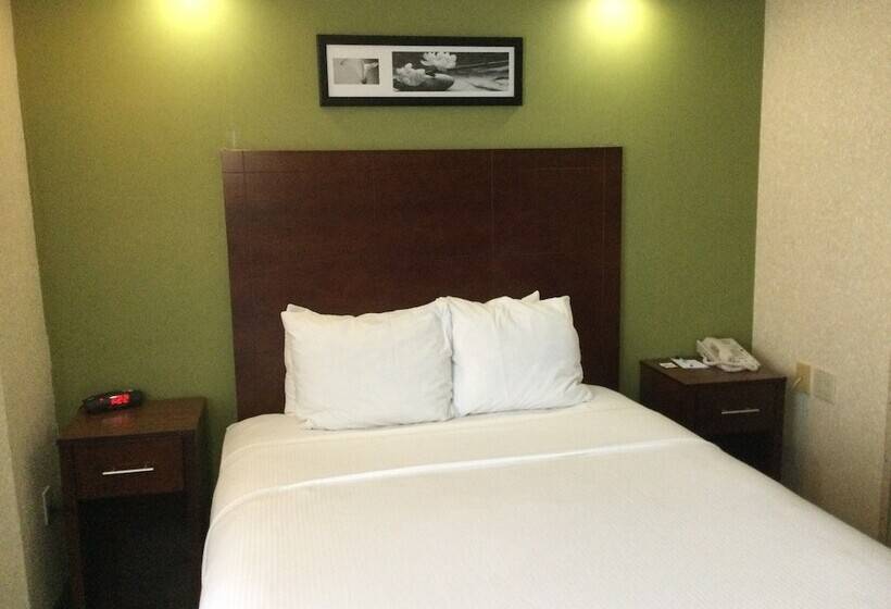 فندق Baymont By Wyndham Flat Rock