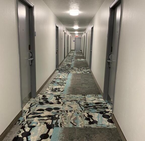 فندق Dupont Suites   Louisville   St. Matthews