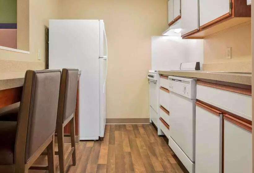 هتل Extended Stay America Suites Pittsburgh Airport