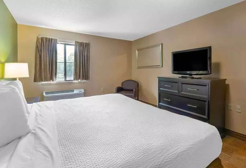 Отель Extended Stay America Suites  Raleigh  Cary  Harrison Ave