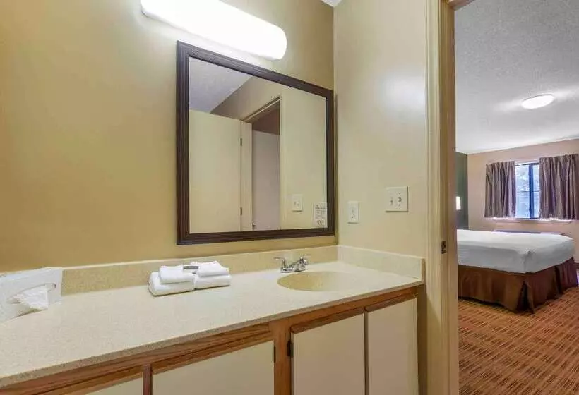 Отель Extended Stay America Suites  Raleigh  Cary  Harrison Ave