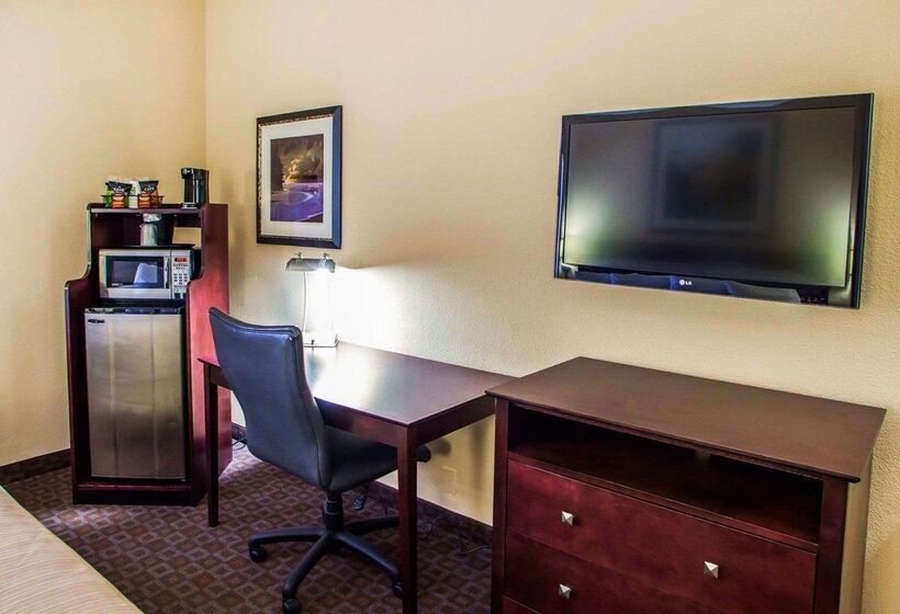 ホテル Quality Inn & Suites