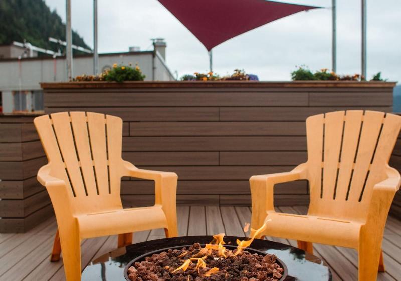 Otel Silverbow Inn & Suites