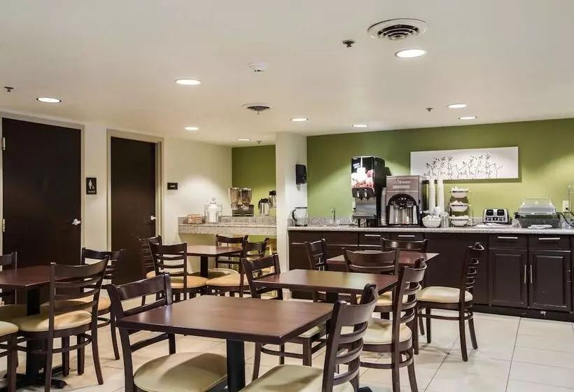 Отель Sleep Inn Atlanta Airport