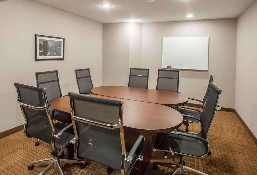 هتل Sleep Inn Midway Airport