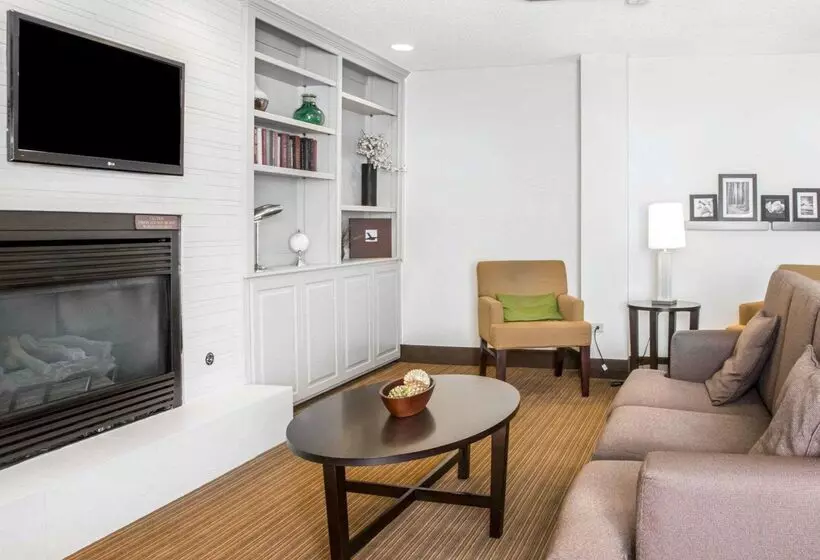 호텔 Sleep Inn Midway Airport