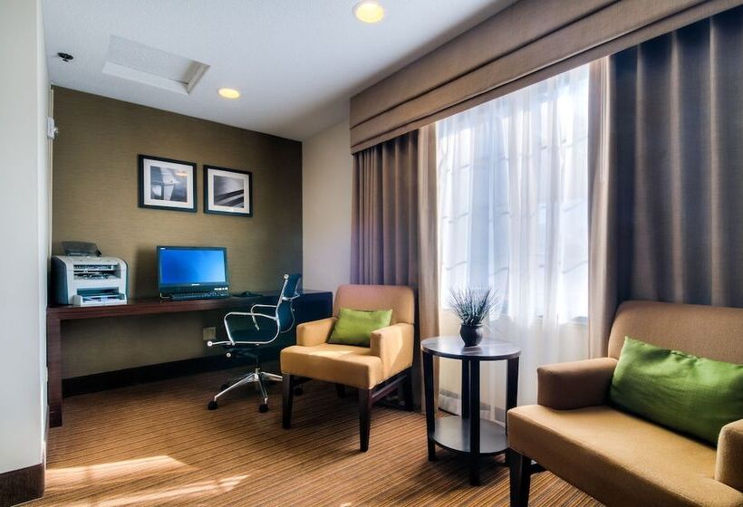 هتل Sleep Inn Midway Airport