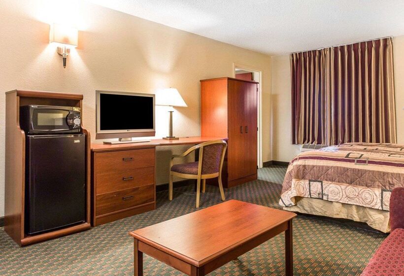 호텔 Sleep Inn Near Ft. Jackson