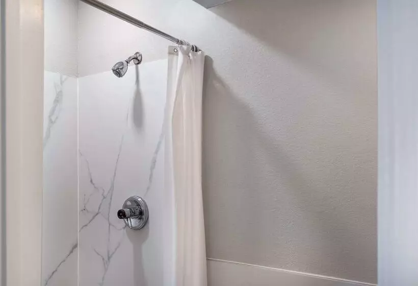 Отель Sleep Inn