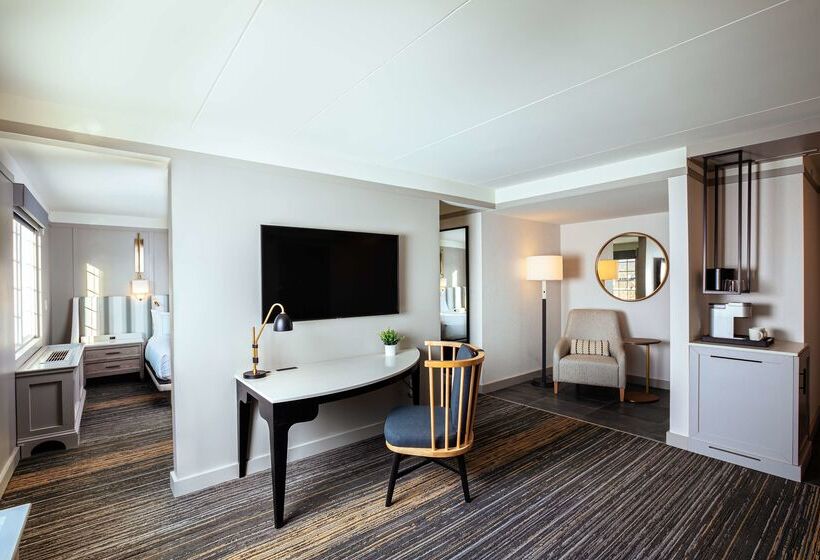 Somerset Hills Hotel, Tapestry Collection By Hilton