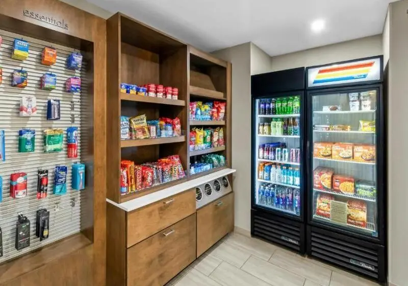 هتل SpringHill Suites by Marriott Pittsburgh Airport