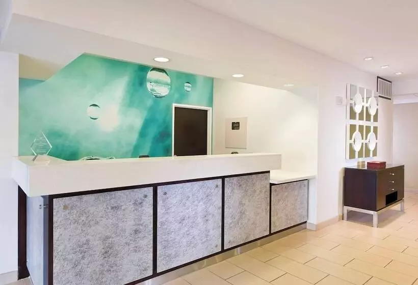 호텔 Springhill Suites Phoenix North