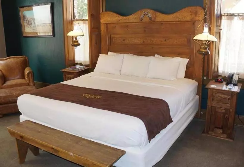 Отель Stockyards