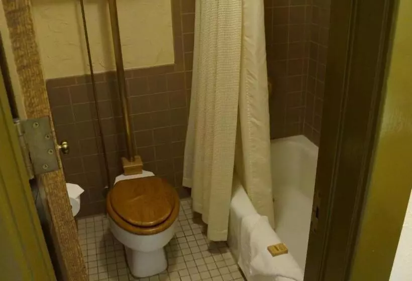 Отель Stockyards