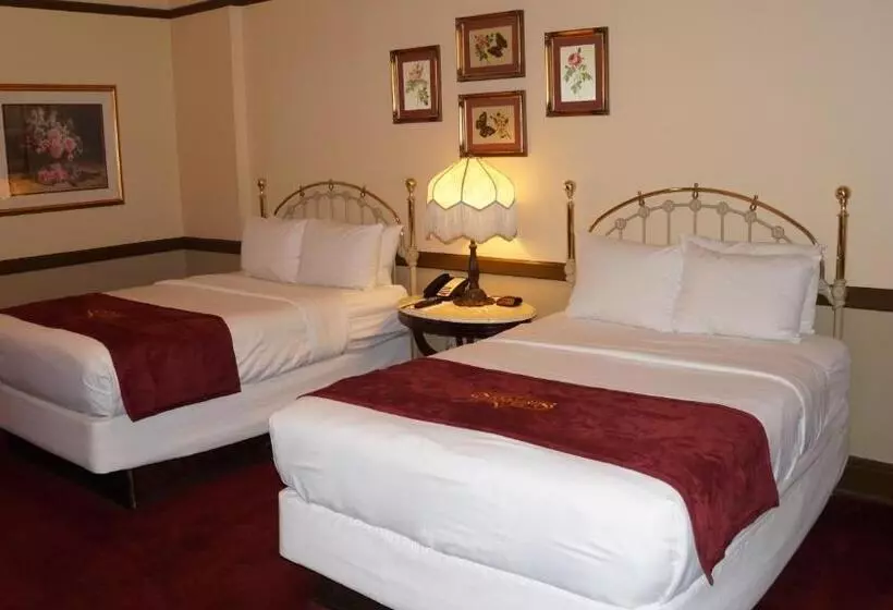 Отель Stockyards