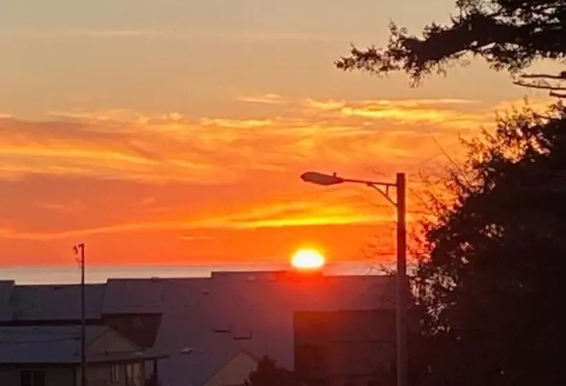 Мотель Americoast Inn