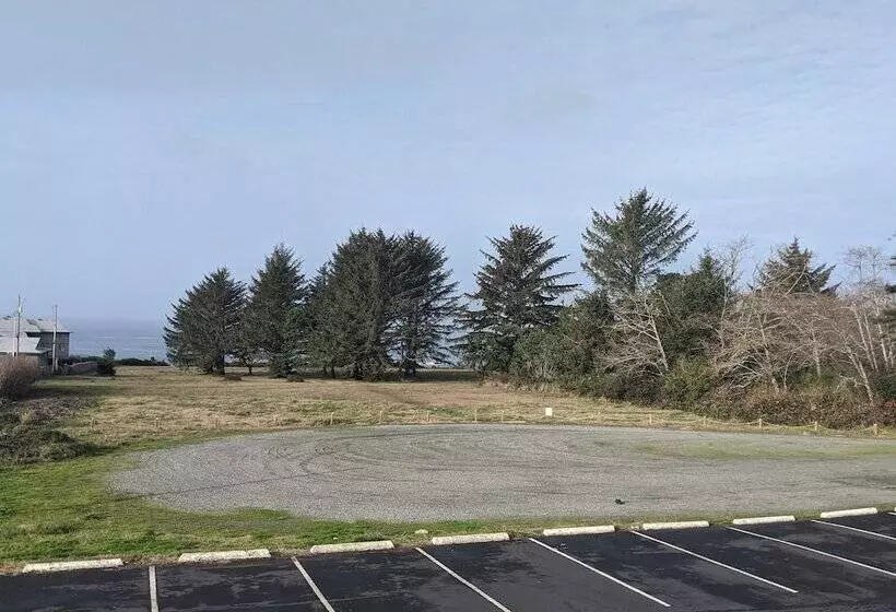 Мотель Americoast Inn