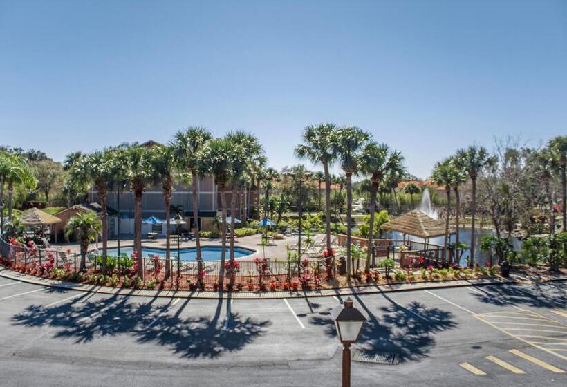 استراحتگاه Hilton Vacation Club Polynesian Isles Kissimmee