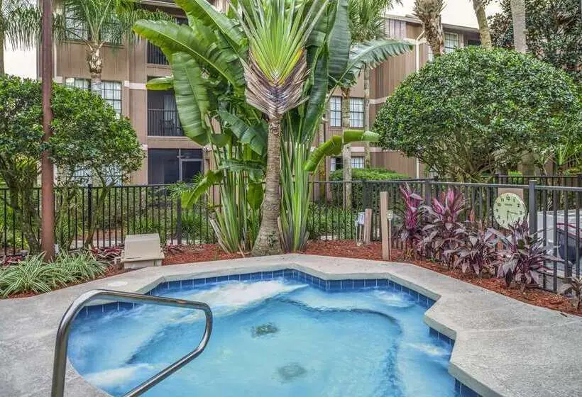 リゾートホテル Hilton Vacation Club Polynesian Isles Kissimmee