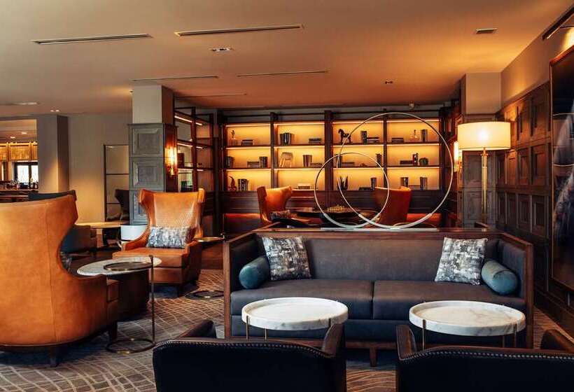 Somerset Hills Hotel, Tapestry Collection By Hilton