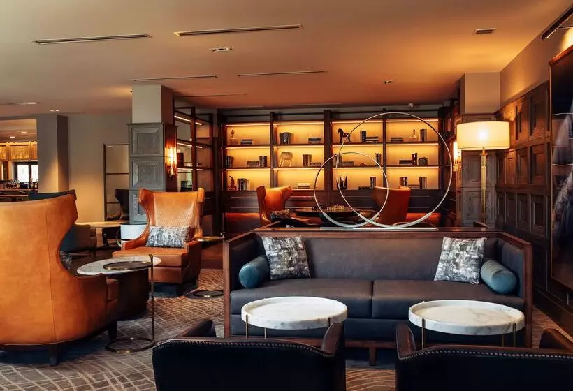 Somerset Hills Hotel, Tapestry Collection By Hilton