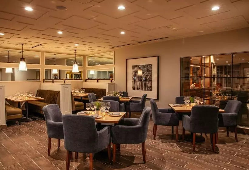 Somerset Hills Hotel, Tapestry Collection By Hilton