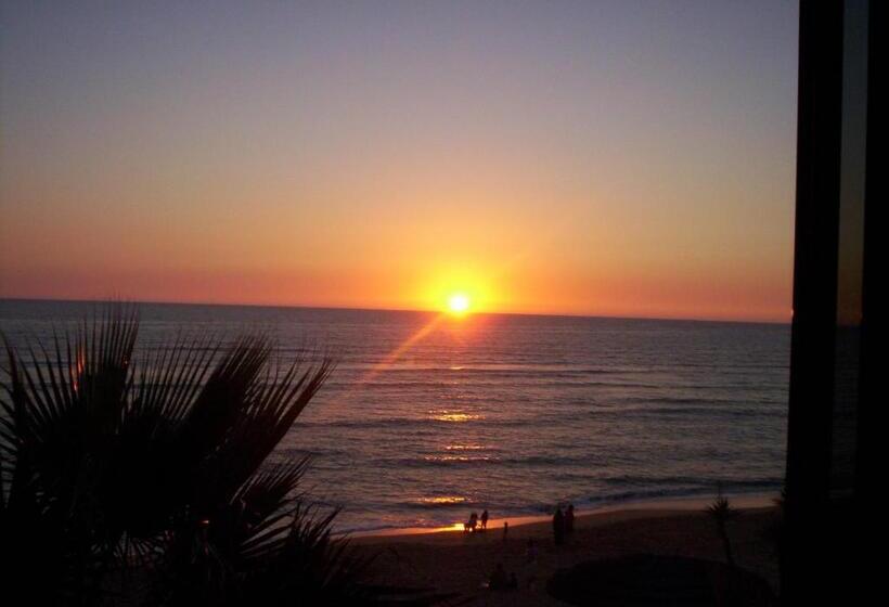 Пансион Habitaciones Sajorami Beach